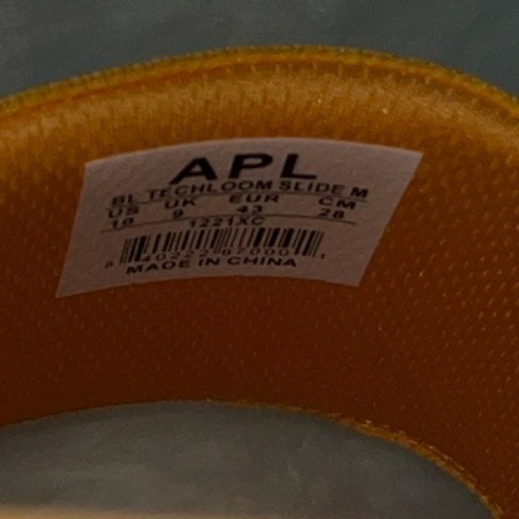 🆕 APL Men’s Big Logo Techloom Slide in Mango Size 10 UNISEX - Picture 9 of 11